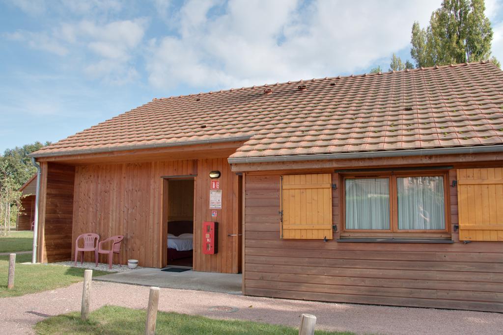 Le Chalet De La Foret Hotel 3 Etoiles Et Restaurant Vierzon Szoba fotó