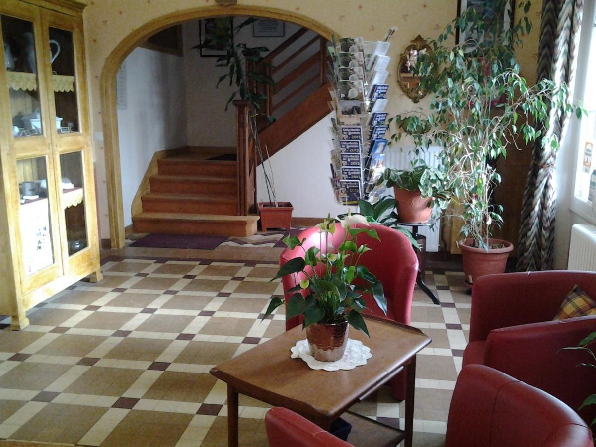 Le Chalet De La Foret Hotel 3 Etoiles Et Restaurant Vierzon Kültér fotó